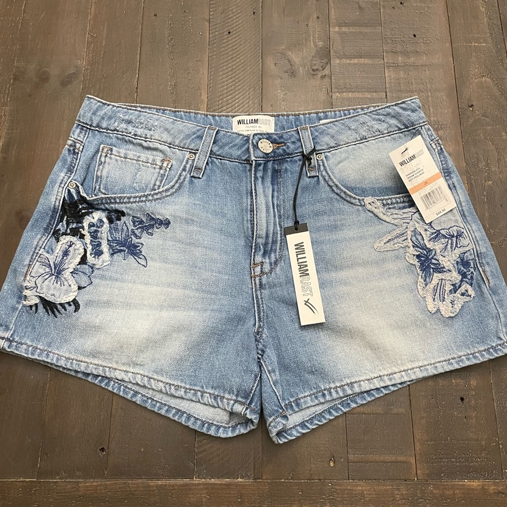 Women’s NWT William Rash Denim Shorts